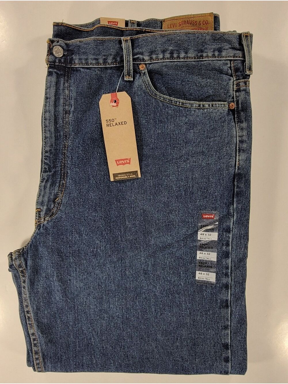 NEW Levi's 550 Relaxed Tapered Blue Jeans 48X32 Levis Mens NWT Medium Wash